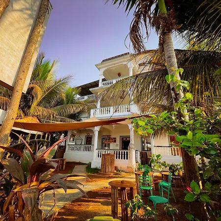 Tranquilo Arambol Hostel